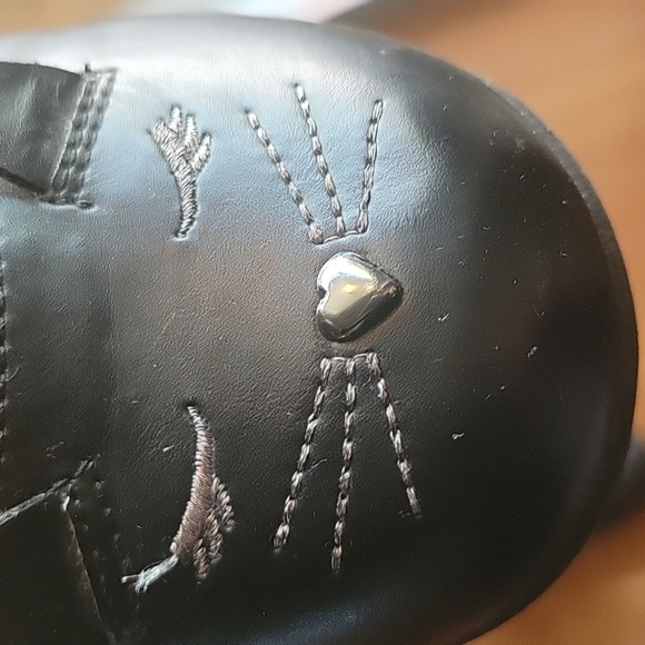 Kitty Shoes - Picture 2 of 5